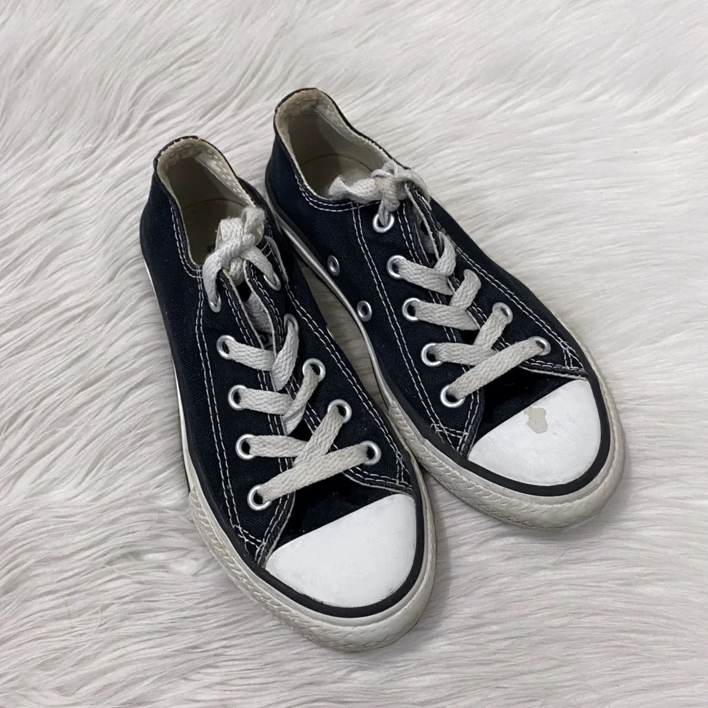 Converse Black Low Top Chuck Taylor All Star Shoes Sneakers